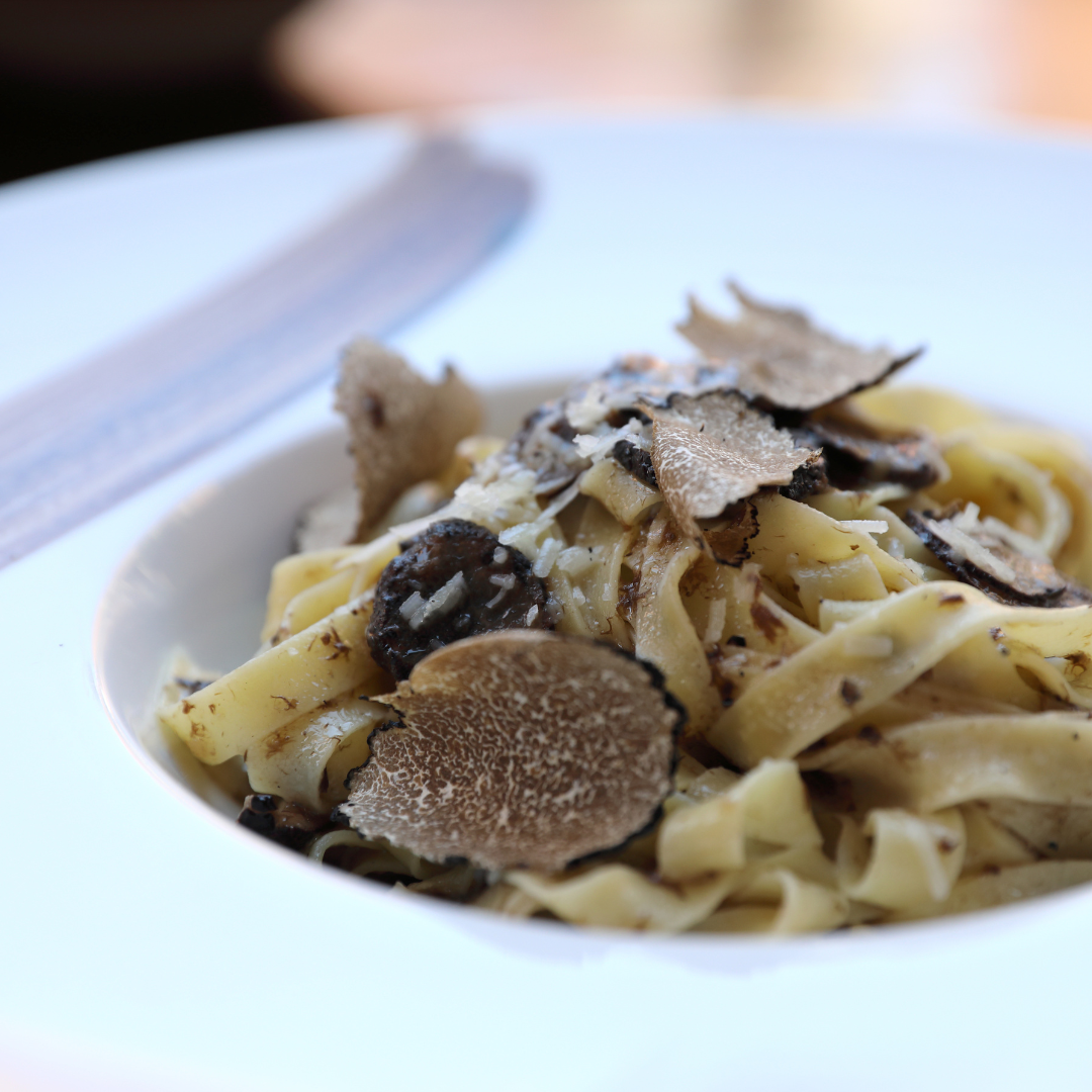 Fettuccine with Black truffle mushroom sauce